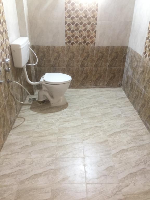 Apartment Sterling Homes Near Sankara Nethralaya & Apollo Hospitals Service With Kitchen *